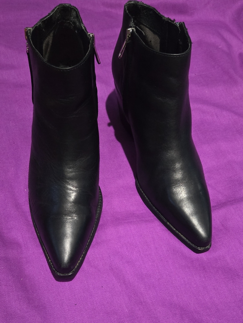 Sam Edelman Black Pointed Leather Ankle Booties with Side Zip